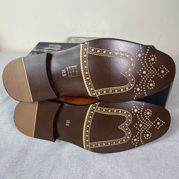 Parrazo Men’s Cognac Wingtips size 10.5 main image 4